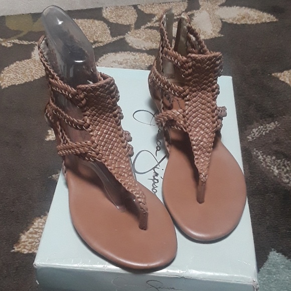 Nude flat sandals with zipper closure in the back - Picture 1 of 5